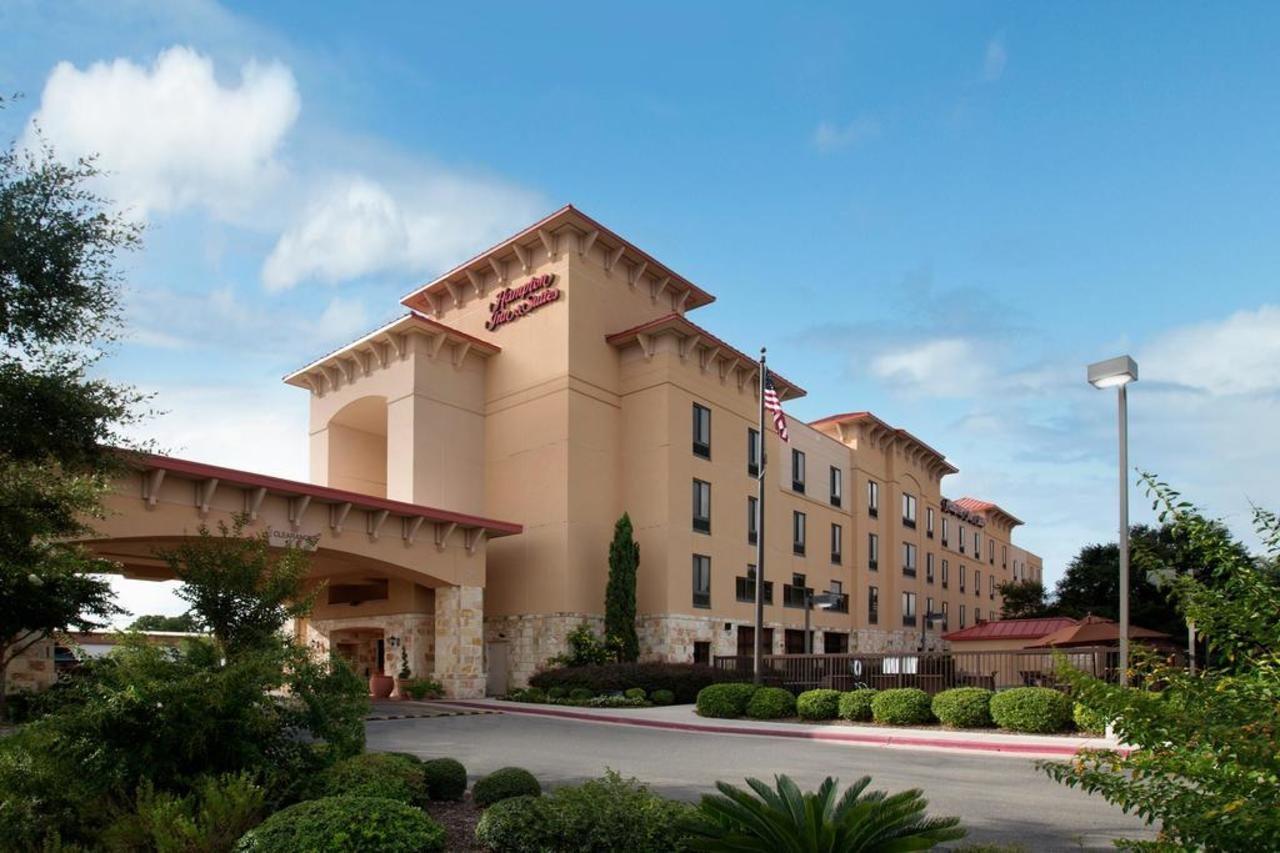 Hampton Inn San Marcos Exterior photo