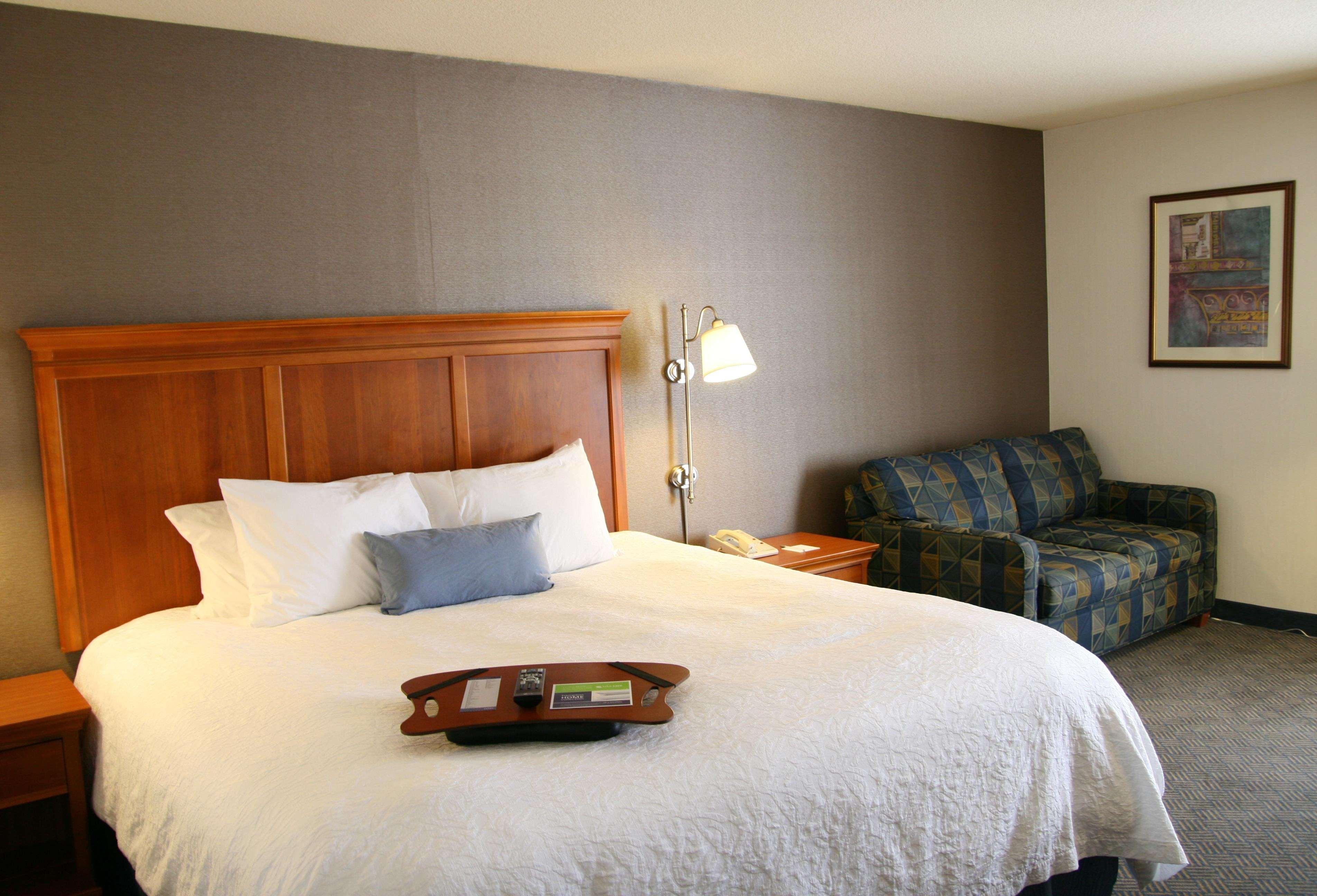 Hampton Inn San Marcos Room photo