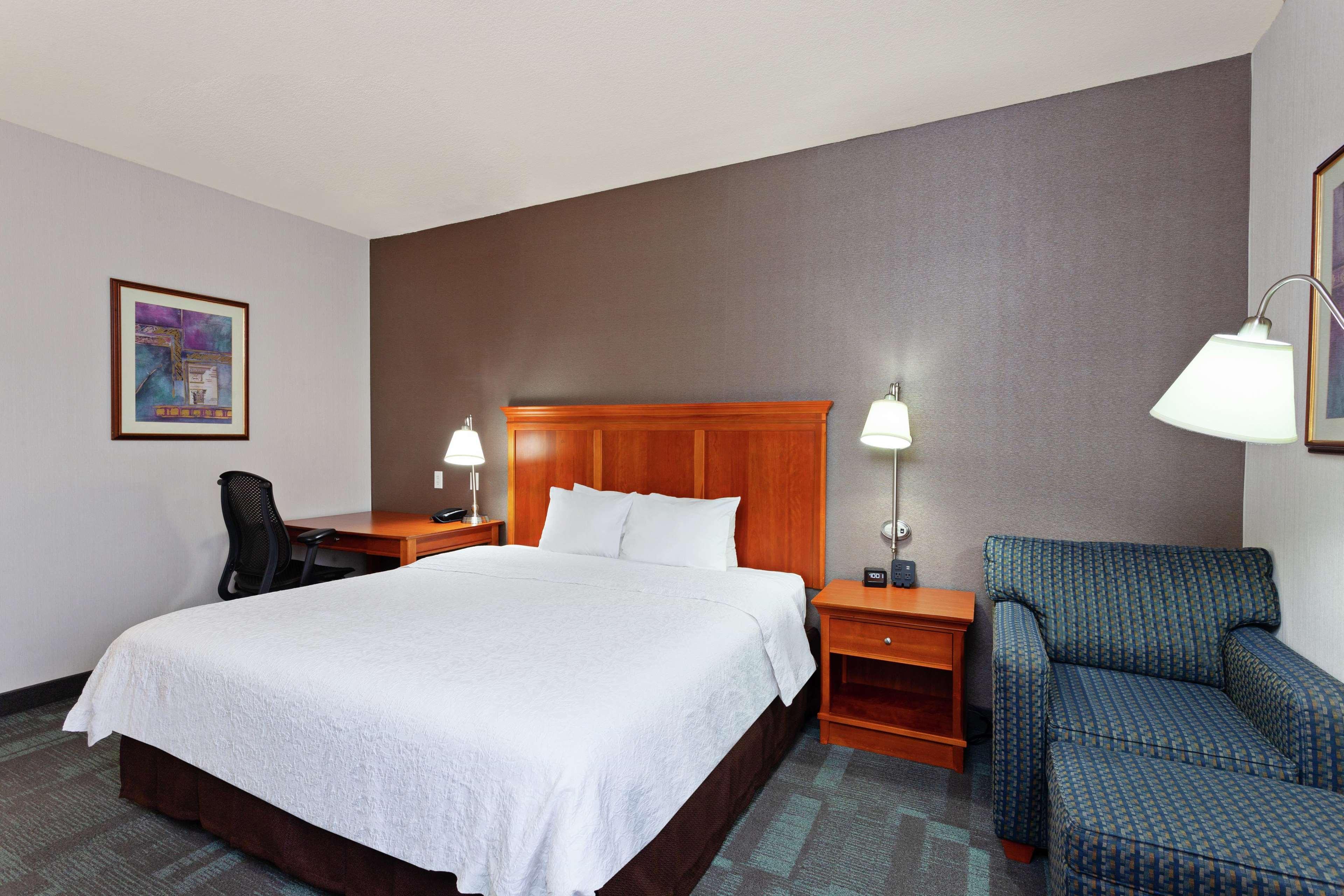 Hampton Inn San Marcos Exterior photo