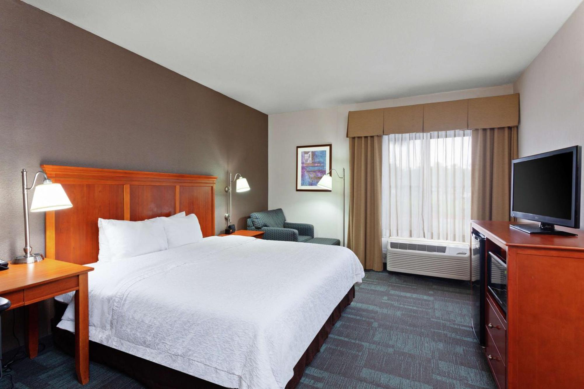 Hampton Inn San Marcos Exterior photo