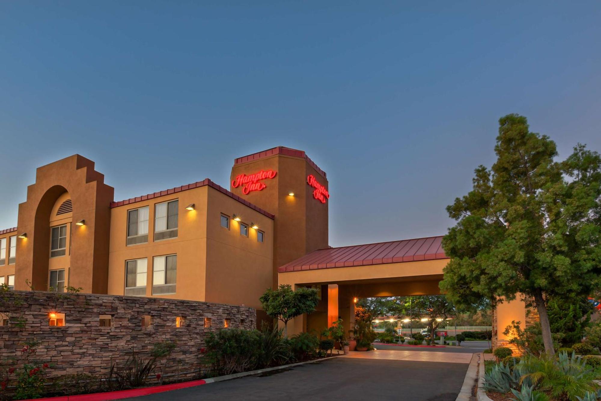 Hampton Inn San Marcos Exterior photo