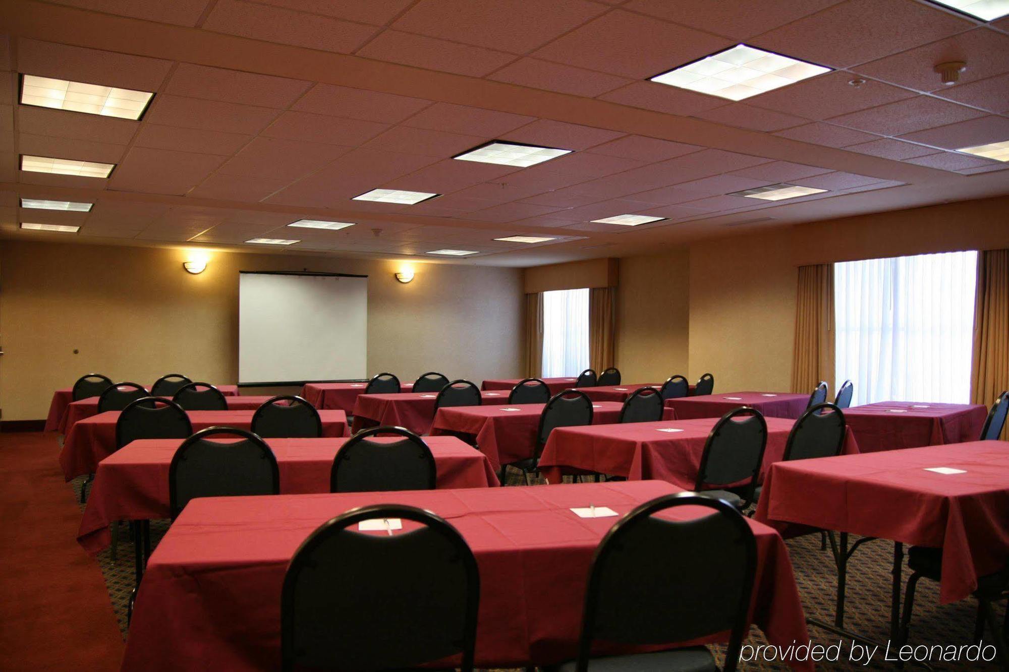 Hampton Inn San Marcos Facilities photo